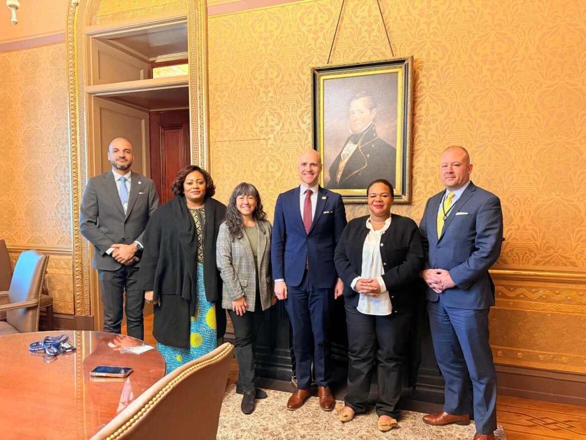 Les lundi et mardi 15 et 16 décembre 2025, la Ministre d’État, Ministre des Affaires étrangères de la République démocratique du Congo, Thérèse Kayikwamba Wagner , a pris part à une série de rencontres de haut niveau à Washington D.C. avec des responsables de l’Administration Trump et des membres du Congrès des États-Unis.