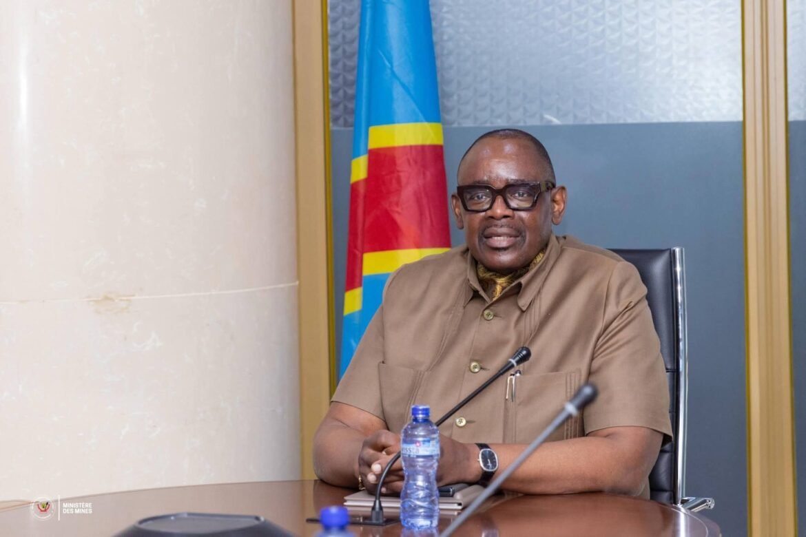 Le Ministre des Mines Louis Watum Kabamba fixe les priorités stratégiques pour moderniser, digitaliser et renforcer la gouvernance du secteur minier en RDC.