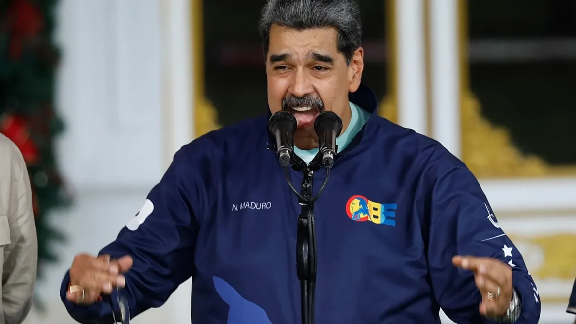 Selon les déclarations officielles des États-Unis et divers médias, Nicolás Maduro a été capturé par des forces américaines lors d’une opération militaire massive au Venezuela
