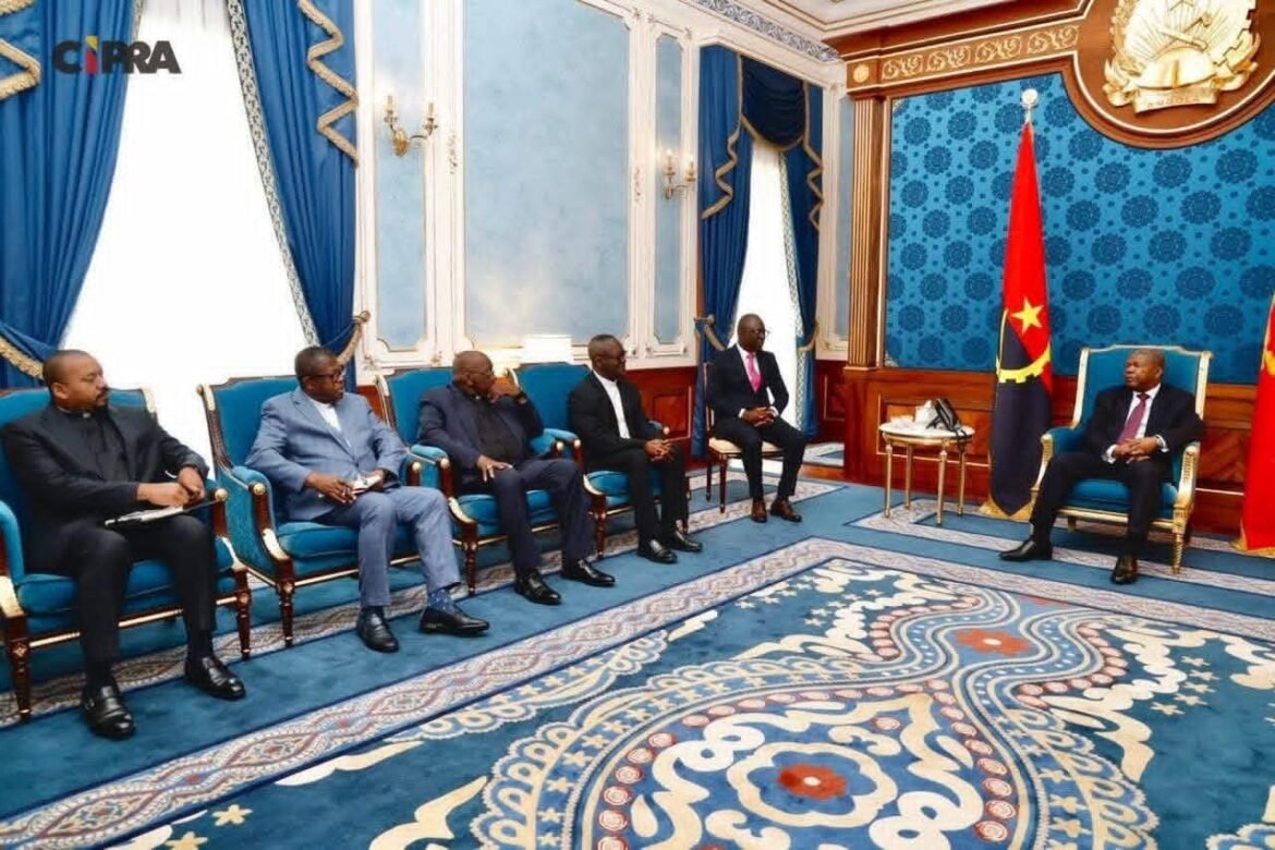 Le président de la République d’Angola, João Lourenço, a reçu à Luanda une délégation conjointe de la Conférence épiscopale nationale du Congo (CENCO) et de l’Église du Christ au Congo (ECC).