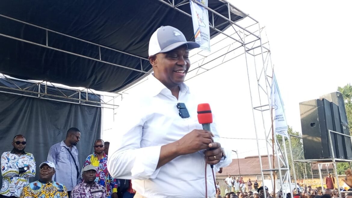 Le Questeur du Sénat, Taupin Kabongo Mukengeshayi, est arrivé à Kananga, sa ville natale, ce 23 janvier 2025, à quelques jours de la visite officielle du Président de la République démocratique du Congo, Félix Antoine Tshisekedi Tshilombo.