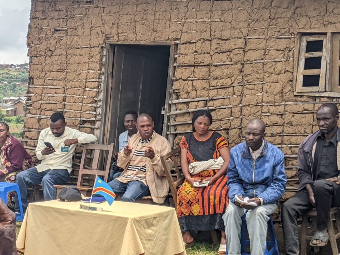 La tournée administrative du Bourgmestre de Kyondo, MUHINDO VYAGHULA Joachim, a débuté ce mardi 15 mars 2026 par le quartier KAVIRANGA, marquant une étape importante dans le dialogue social avec les habitants du territoire de Beni.
