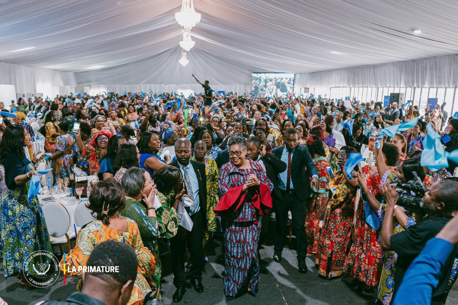  la Première ministre de la République démocratique du Congo, Judith Suminwa Tuluka, a présidé à la Primature la cérémonie de clôture du mois des droits des femmes.