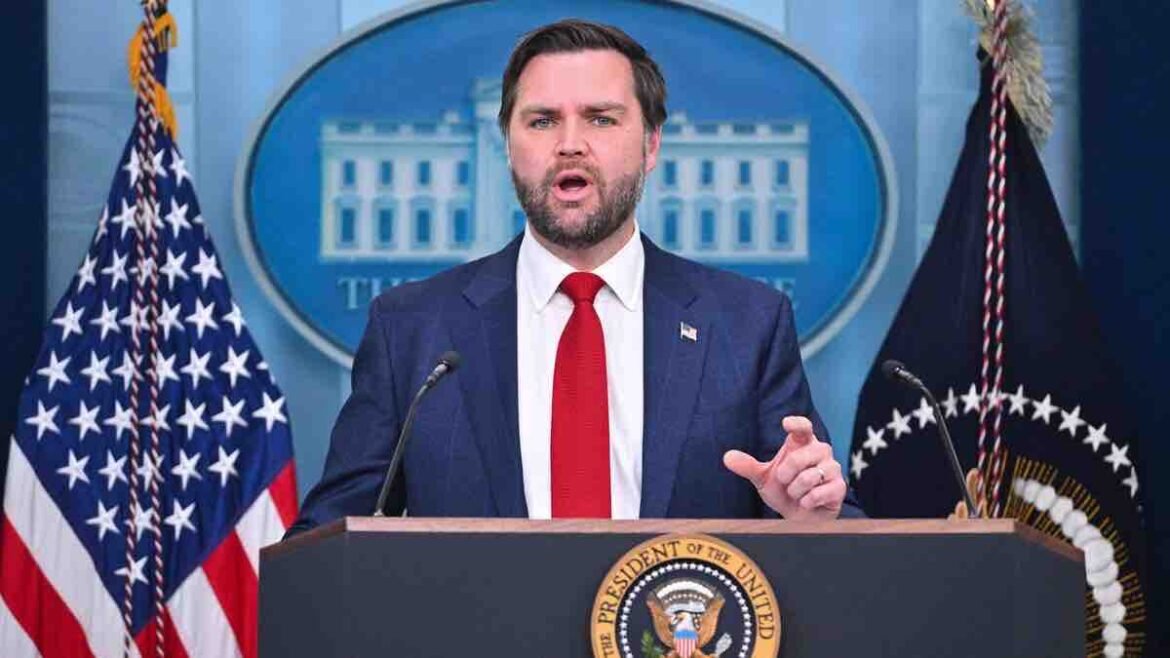 Les États-Unis sanctionnent l’armée rwandaise et exigent son retrait de l’Est de la RDC. Washington menace de nouvelles sanctions contre Kigali.