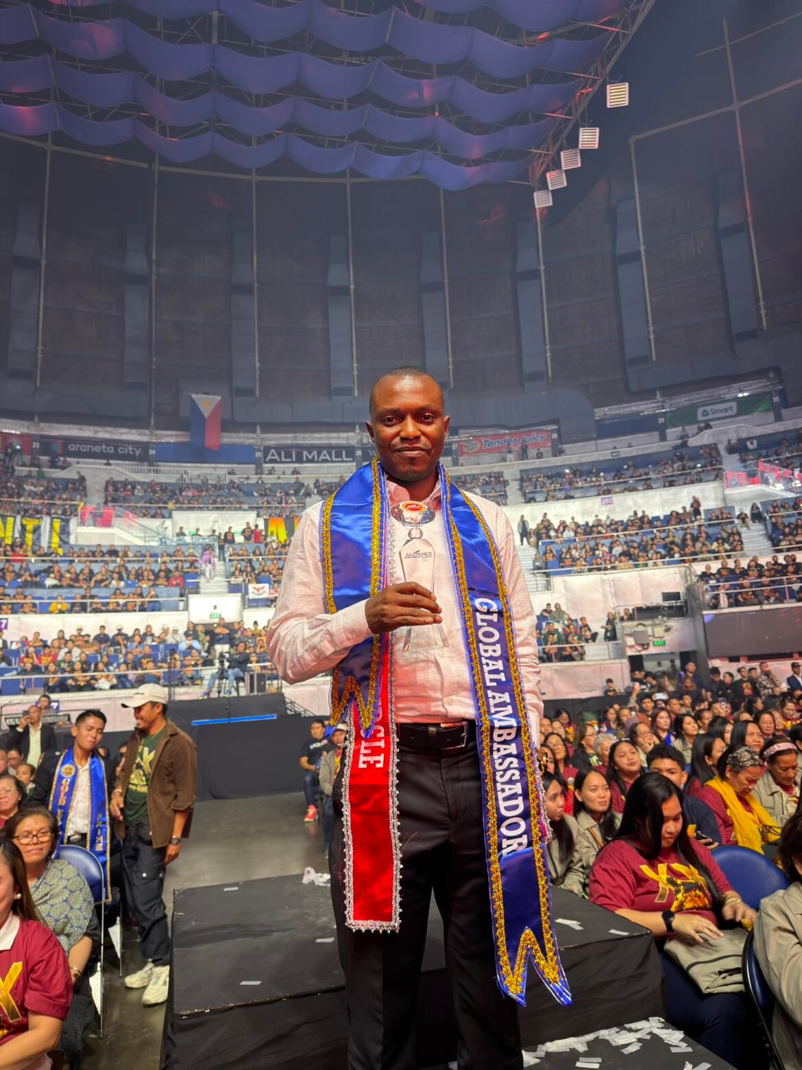 L’entrepreneur et motivateur congolais Nelson Kambesa a livré une réflexion remarquée sur le marketing de réseau, un secteur qui attire de plus en plus de jeunes entrepreneurs en RDC et ailleurs en A