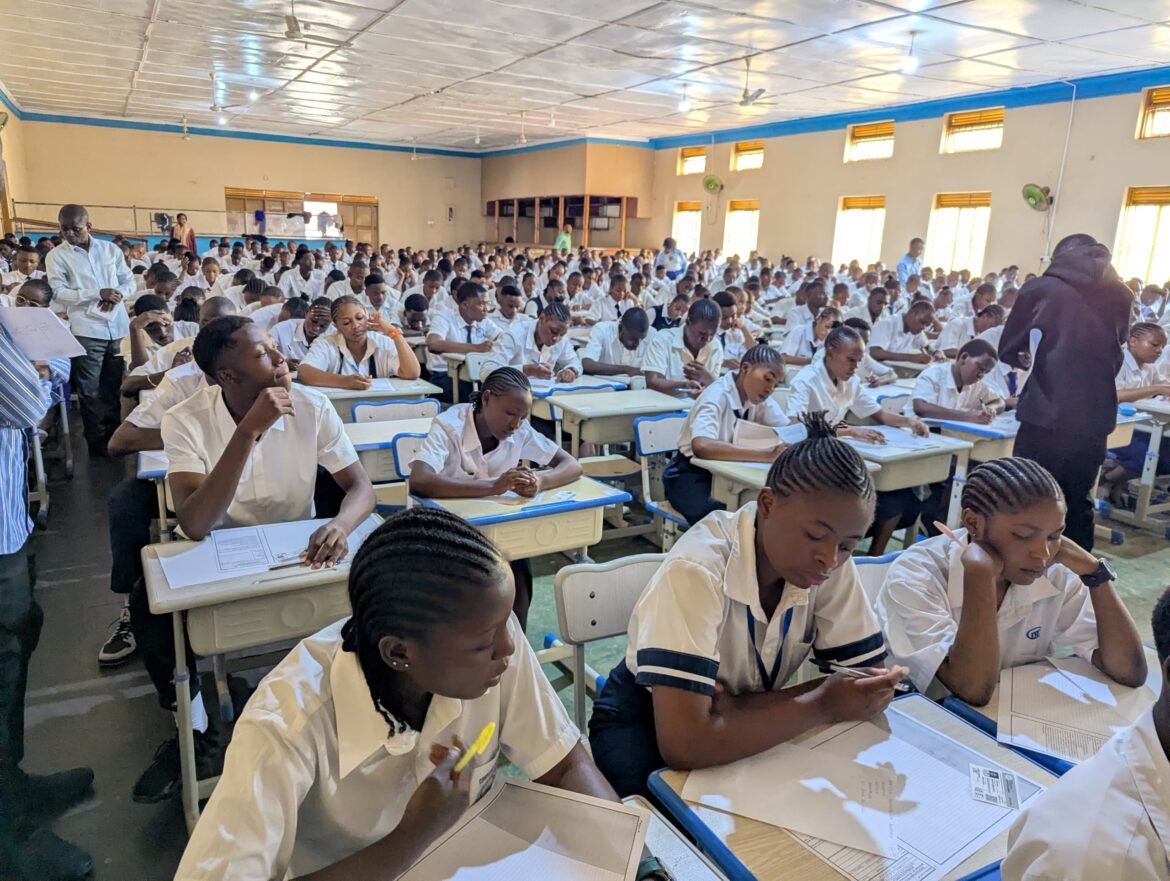 Comme sur toute l’étendue du territoire national de la République démocratique du Congo, les élèves finalistes congolais vivant en Ouganda ont également participé, ce lundi 4 mai 2026