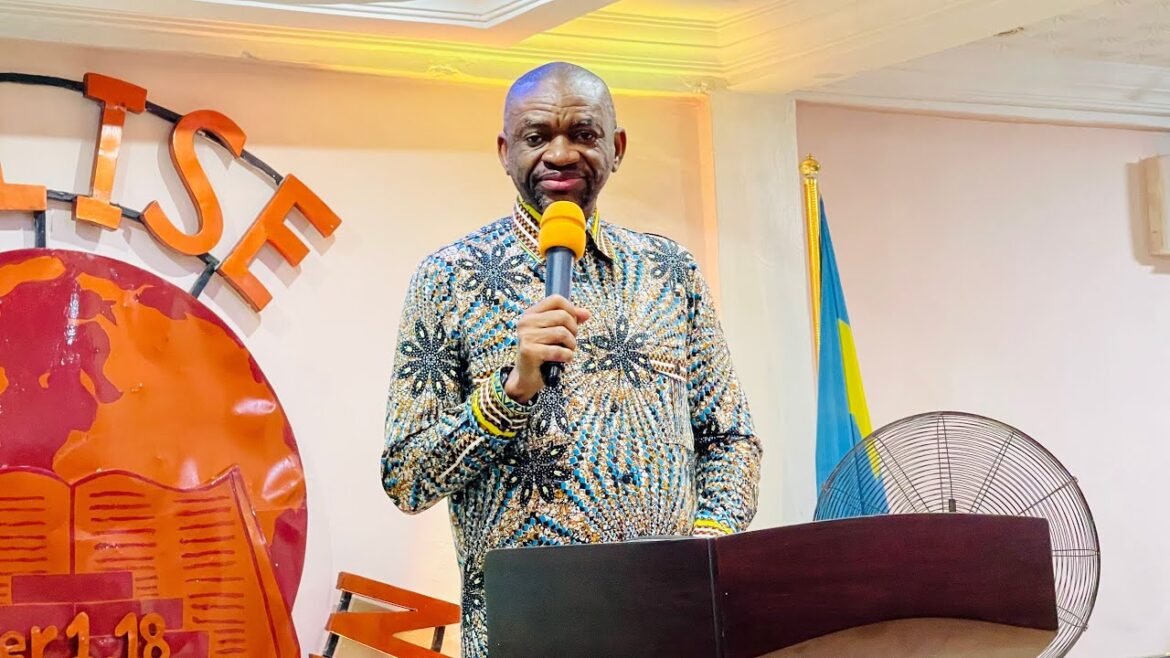 Le pasteur Sony Kafuta, également connu sous le nom de Rockman, a officiellement démenti toute implication dans la démarche menée par certains responsables religieux favorables à un changement de la Constitution en République démocratique du Congo.