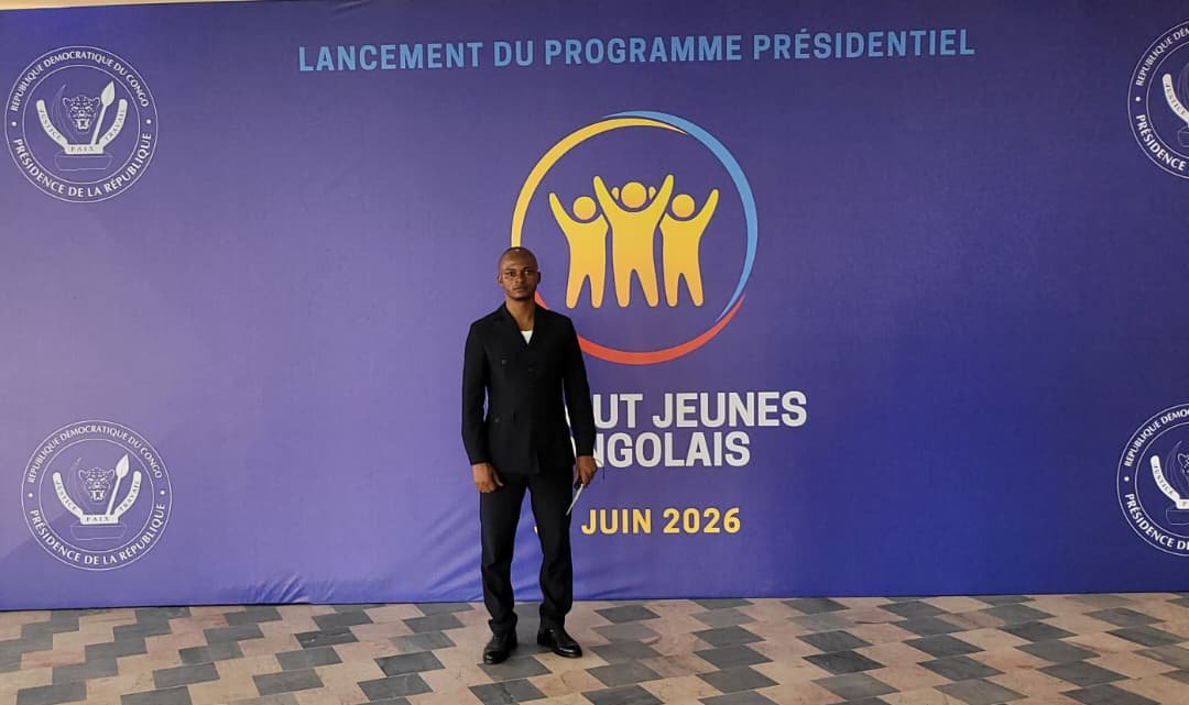 Le président du Conseil provincial de la jeunesse (CPJ) du Kasaï-Central, Emmanuel Kabangu, a appelé les jeunes de sa province à se préparer activement afin de bénéficier des opportunités offertes par le Programme présidentiel pour l'emploi et l'entrepreneuriat des jeunes « Debout Jeunes Congolais », lancé officiellement mardi 30 juin au Palais de la Nation à Kinshasa.