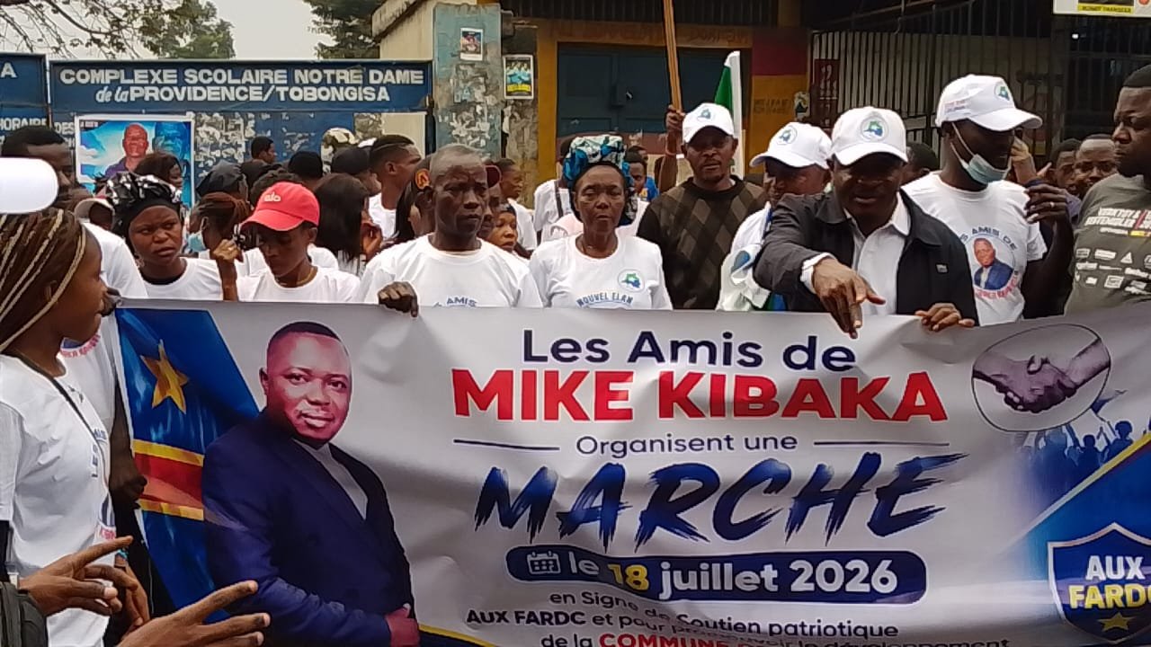 Ce 18 juillet, La commune de Ngaliema a vibré, samedi 18 juillet, au rythme d'une grande marche populaire initiée par Mike Kibaka Kingwala, cadre du parti politique Nouvel Élan parti cher Adolphe Muzito, Vice Premier ministre , Ministre de budget.