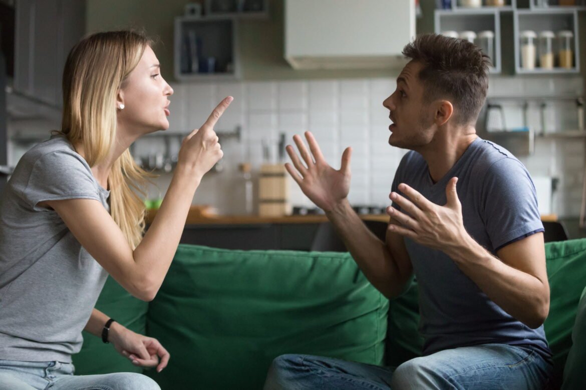 Pourquoi les mariages durent-ils moins longtemps aujourd'hui ? Découvrez les principales causes des divorces, les défis des couples modernes et les solutions pour une union durable.