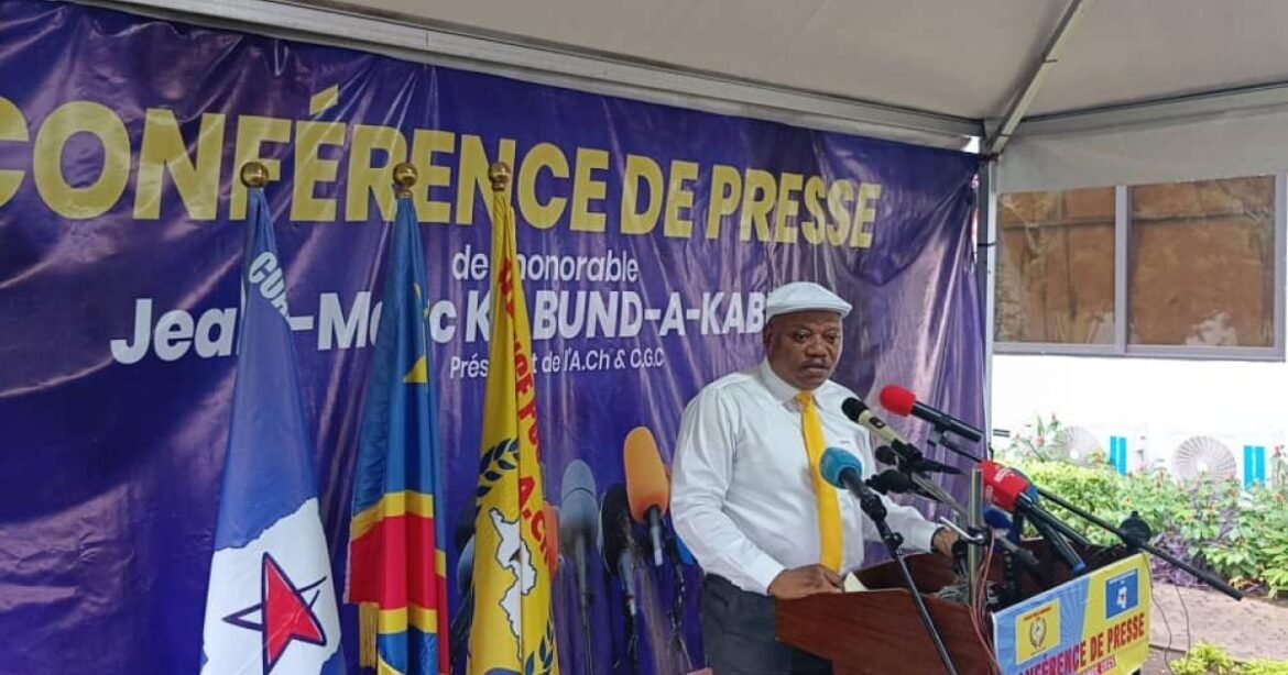 L’Alliance pour le Changement de Jean-Marc Kabund rejette les consultations populaires annoncées par Félix Tshisekedi et réclame un dialogue national inclusif.