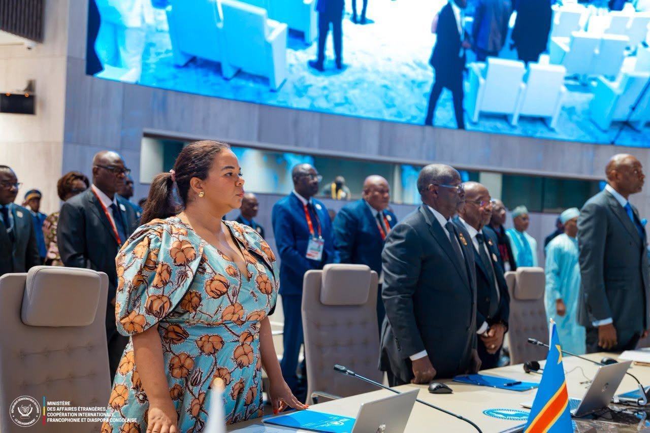 Thérèse Kayikwamba Wagner participe à Luanda à la 26ᵉ session extraordinaire de l’Union africaine consacrée à la prévention et à la résolution des conflits en Afrique.