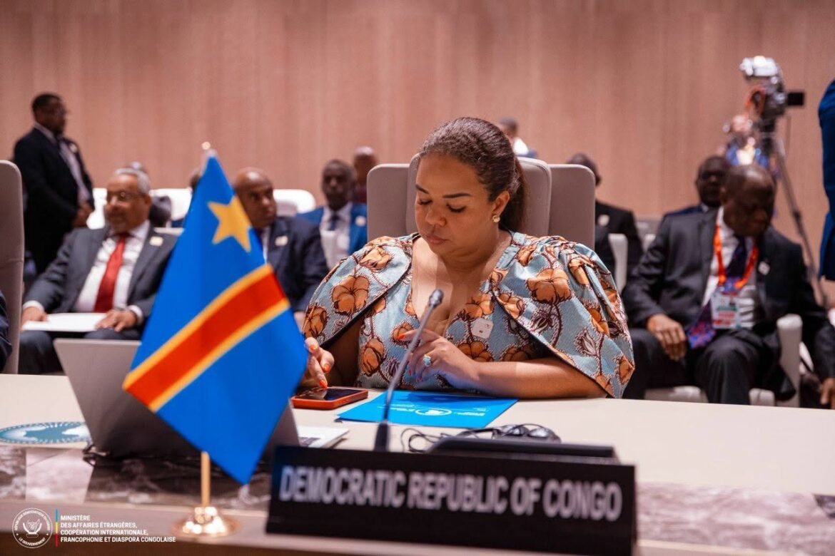 Thérèse Kayikwamba Wagner participe à Luanda à la 26ᵉ session extraordinaire de l’Union africaine consacrée à la prévention et à la résolution des conflits en Afrique.