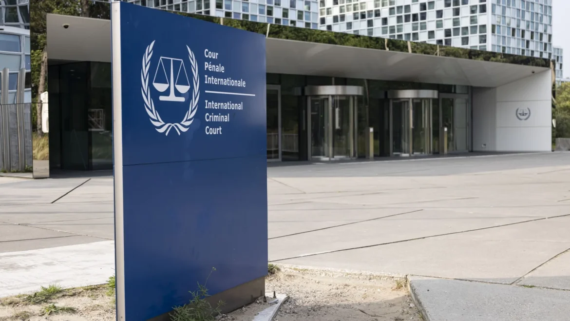 Les dirigeants actuel et ancien de la CPI alertent sur les risques d’un isolement diplomatique de la Cour alors que les États-Unis font pression sur plusieurs pays pour prendre leurs distances avec l’institution.