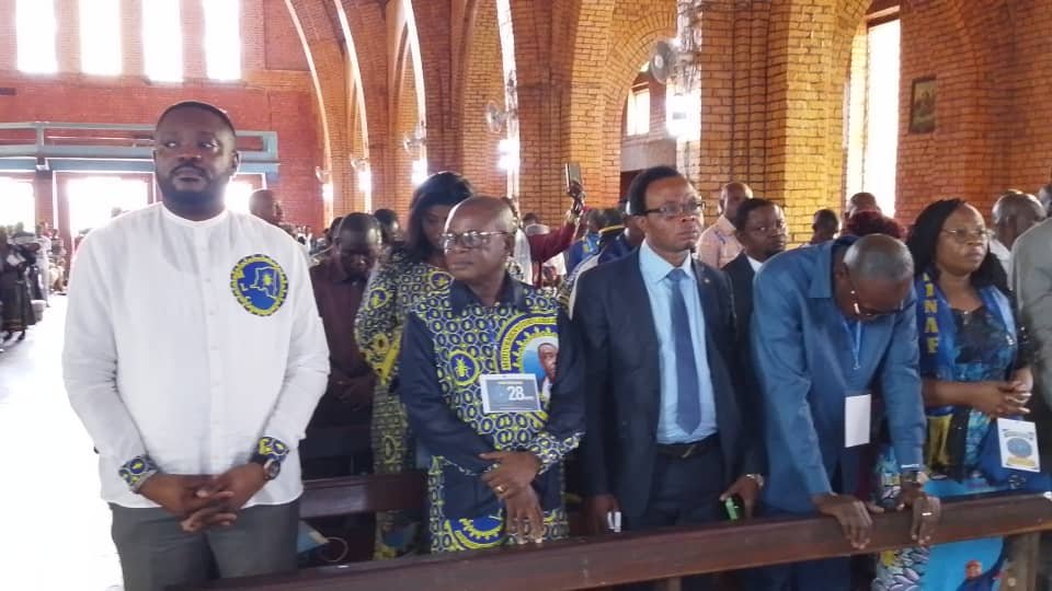 L’Interfédération du Mouvement de Libération du Congo (MLC) au Kasaï-Central a organisé une messe d’action de grâce à la Pro-cathédrale Saint-Clément, à l’occasion du 28ᵉ anniversaire de la création de ce parti politique.