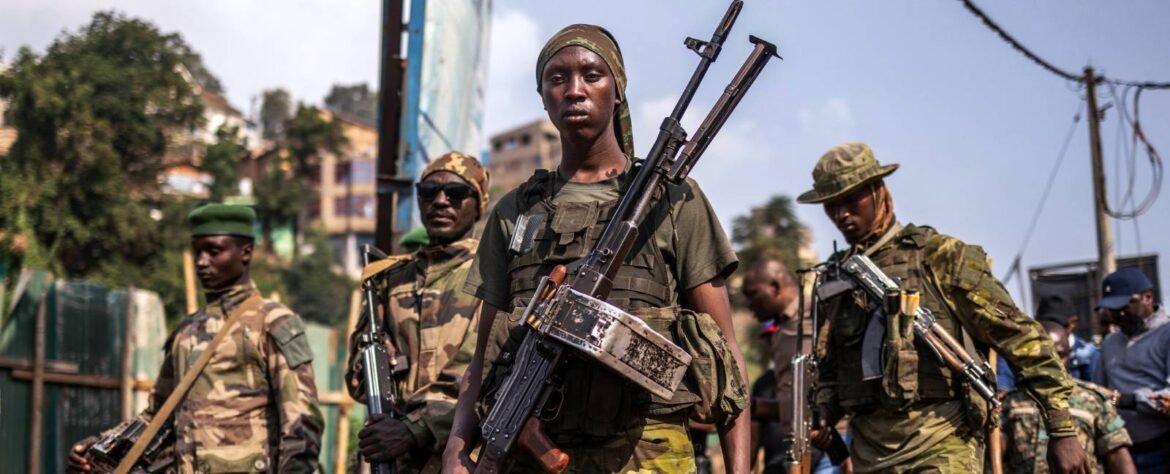 Le professeur Louis Akilimali analyse les conflits dans l’Est de la RDC et le « syndrome de l’agresseur-libérateur », tout en proposant cinq pistes pour la paix.