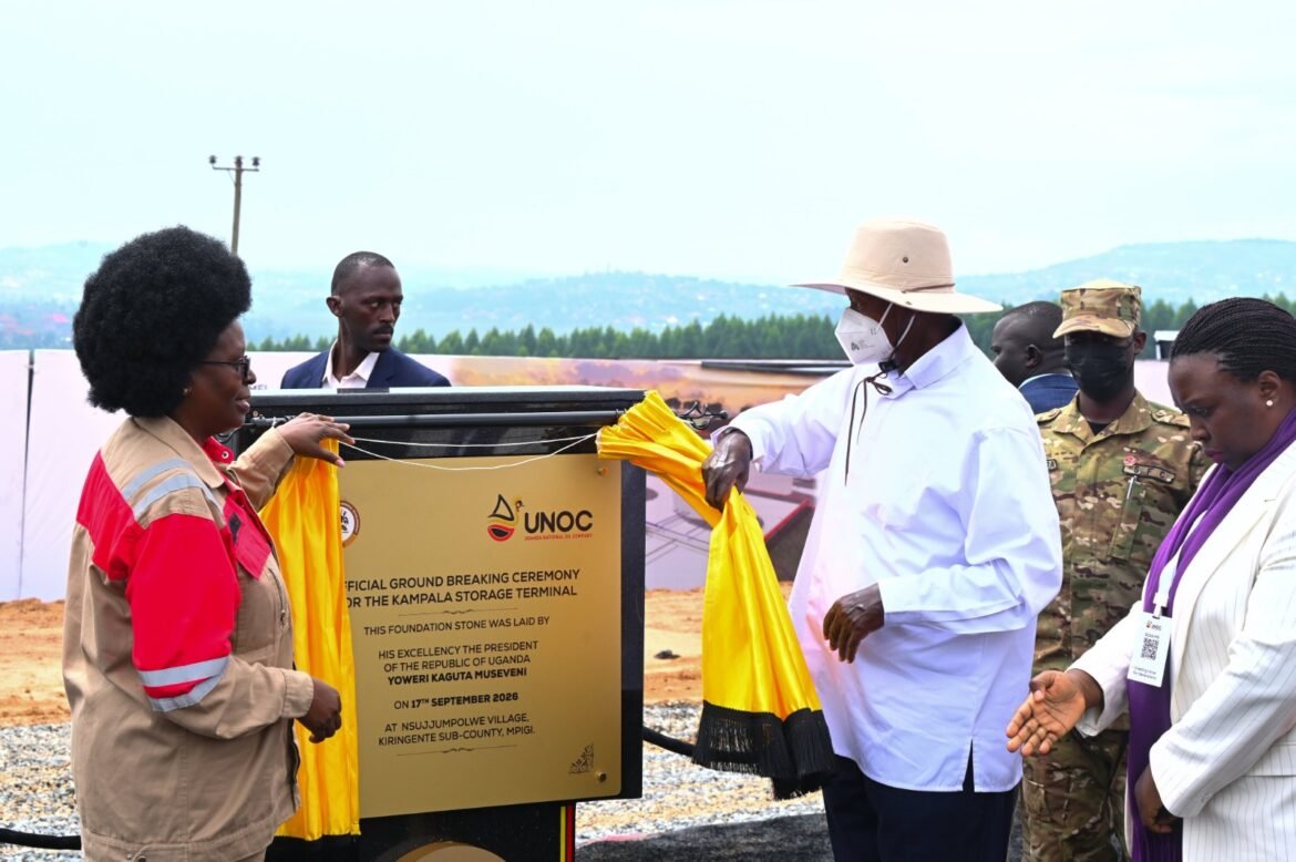 Le président ougandais Yoweri Museveni a lancé les travaux du Kampala Storage Terminal à Mpigi, une installation d’une capacité de 320 millions de litres.