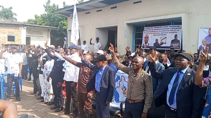 L'Union pour la démocratie et le progrès social (UDPS), fédération de Kananga, a exigé le départ du gouverneur du Kasaï-Central, Joseph Moïse Kambulu.
