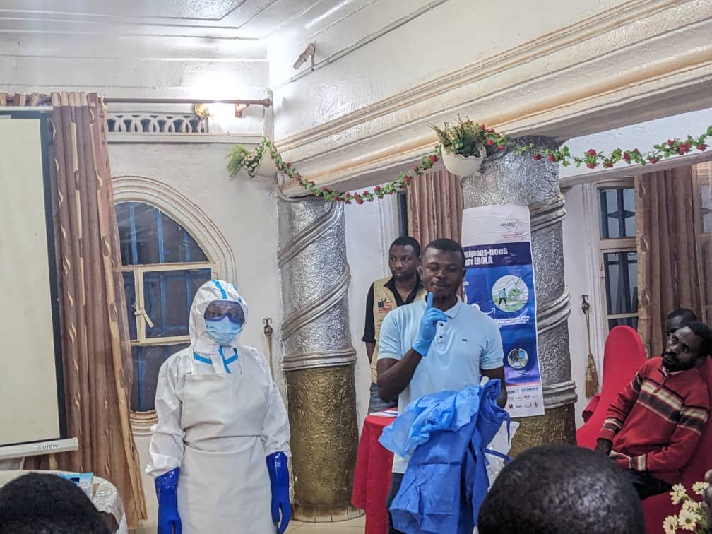 Une trentaine de journalistes de Butembo ont pris part, ce jeudi 22 octobre 2026, à une séance de renforcement des capacités sur la communication sur les risques et l’engagement communautaire (CREC).