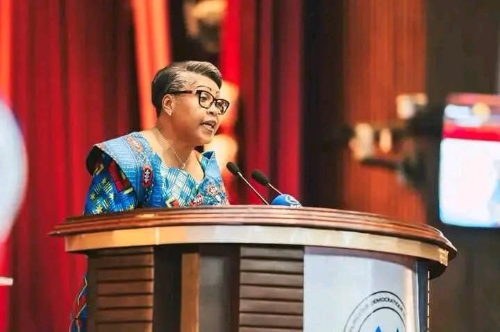 Devant les députés nationaux que la Première ministre Judith Suminwa Tuluka a défendu, ce jeudi 29 octobre 2026, le projet de loi de finances pour l'exercice 2027. Un budget ambitieux et résolument social-sécuritaire.