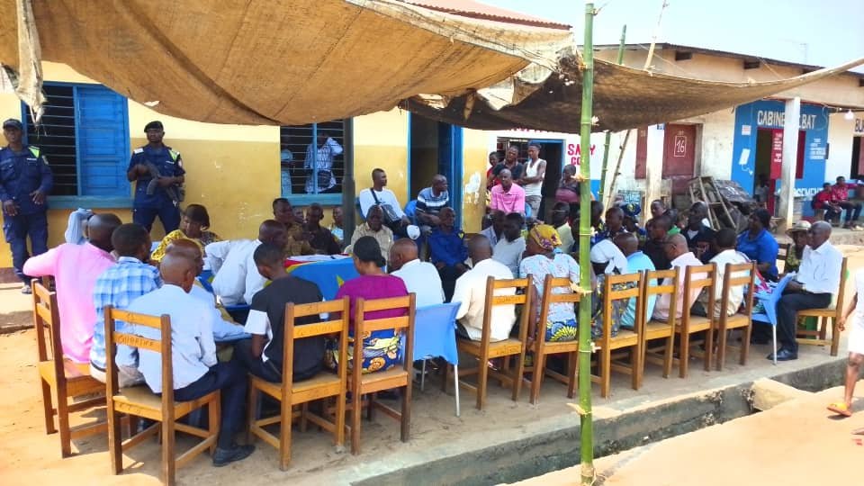 Le bourgmestre de Katoka, Junior Kapena Kapena, a procédé, ce mercredi 14 octobre 2026, à l’installation du Comité local de sécurité du quartier Katoka 2.