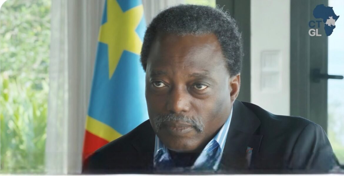 Mon interrogation est donc simple : Joseph Kabila voulait-il d'abord parler aux Congolais, au monde francophone ou aux décideurs anglophones ?